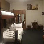 Western Valley Homestays