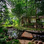 Jungle Retreat Natural Stay Kombaikadu