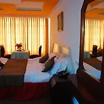 Hotel Gurupriya