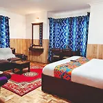 Kevin\'S Bearshola Residency