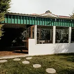 Golden Vista - Luxury Homestay