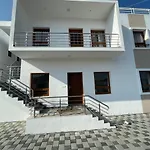 Vacation Villass