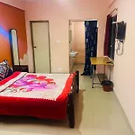 Muthu Residency