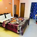 Muthu Residency