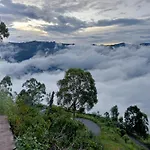 Praveen Woodhouse And Homestay Kodaikanal 9Oo342S565