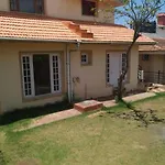 M R Cottage