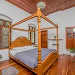 Savithri Gemini Ganesh Bungalow By Xploreindo