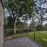 Woodside By Luxunlock Private Villas