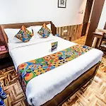 Kevinsbearsholaresidency