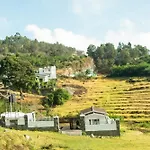 Close To Heaven Valley Stay