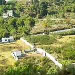 Close To Heaven Valley Stay