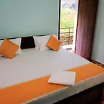 Hillview Rooms With Wifi, Parking