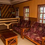Hotel Gurupriya