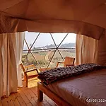 Pent House Glamp