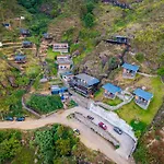 Zostel Poombarai, Kodaikanal