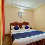 Oyo 10941 Lumino Fair Stay