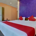 Oyo 27753 Kasa Luxury Inn