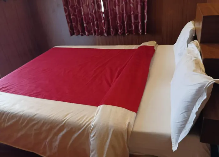 Flghr Crazy Home Stay