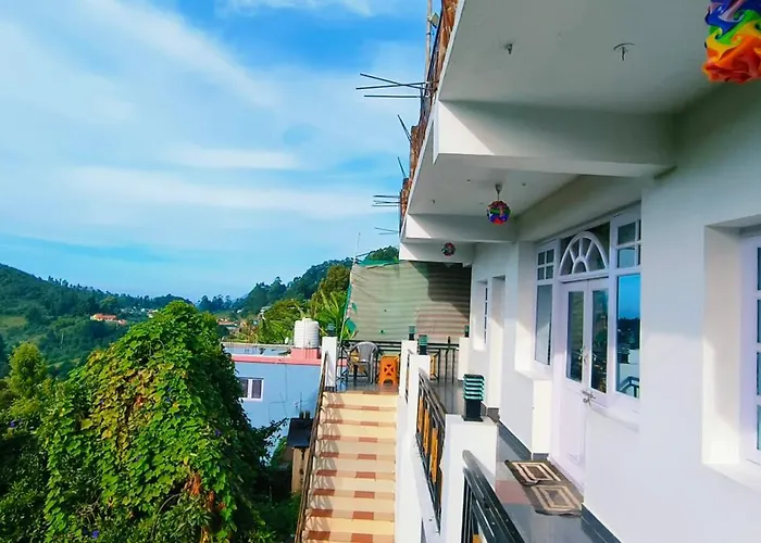 Pine Tree View Cottage
