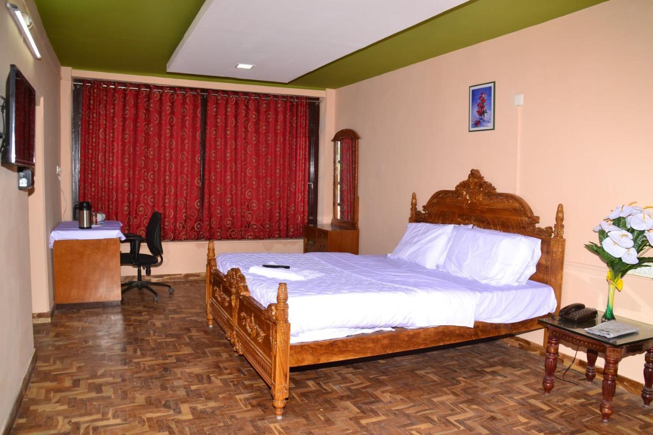 Hillington Bed & Breakfast *