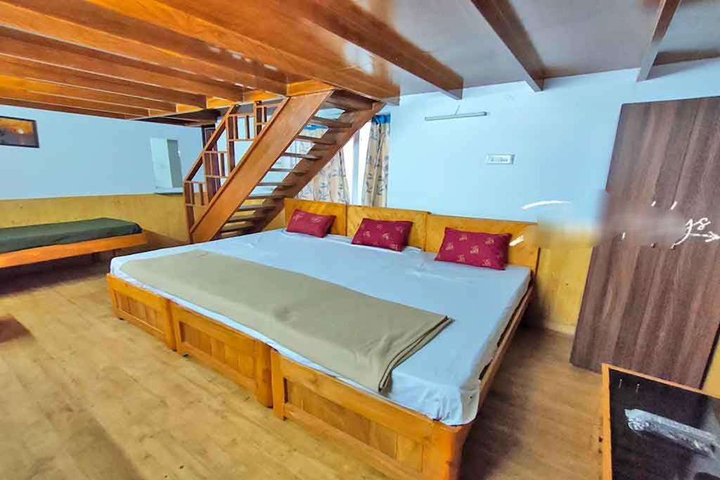 Srm - The Woody Homestay *