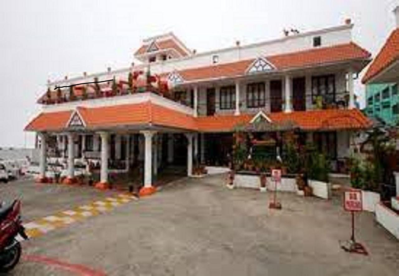 Apple Valley 3* Kodaikanal