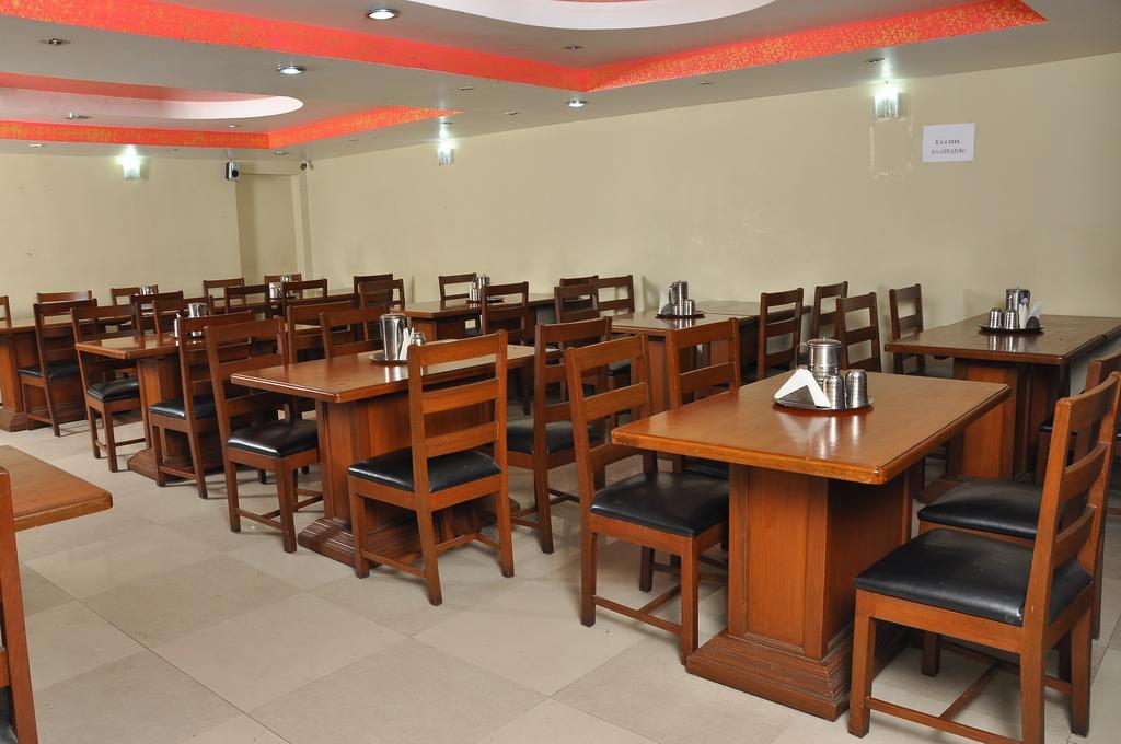 Grand Paradise Hotel