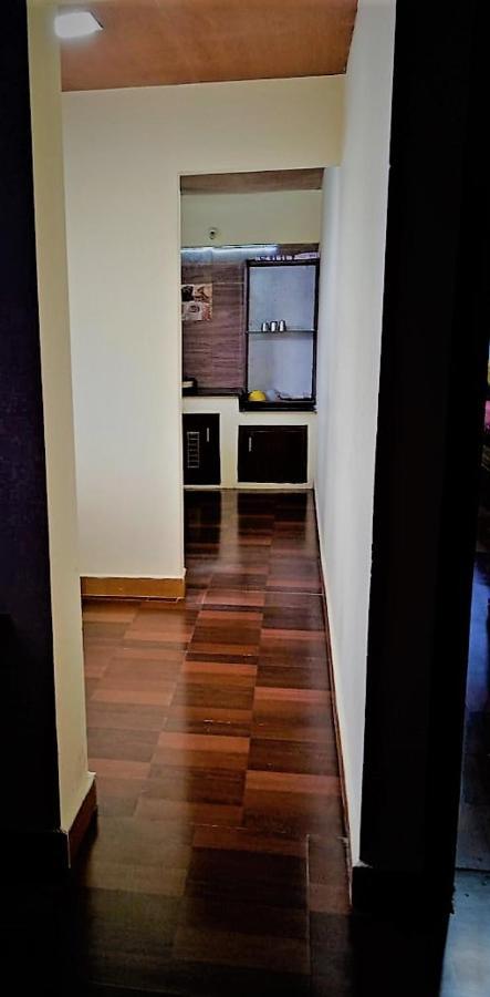 Feel Like Apartment *