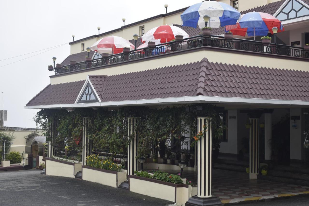 Apple Valley Hotel