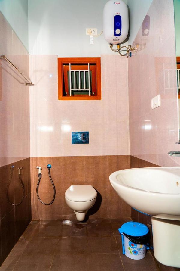 Hotel Yogi Cool Residency