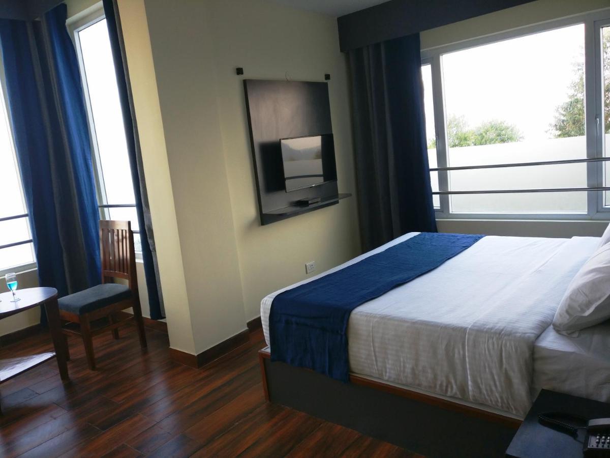 Hotel Mist View 3*