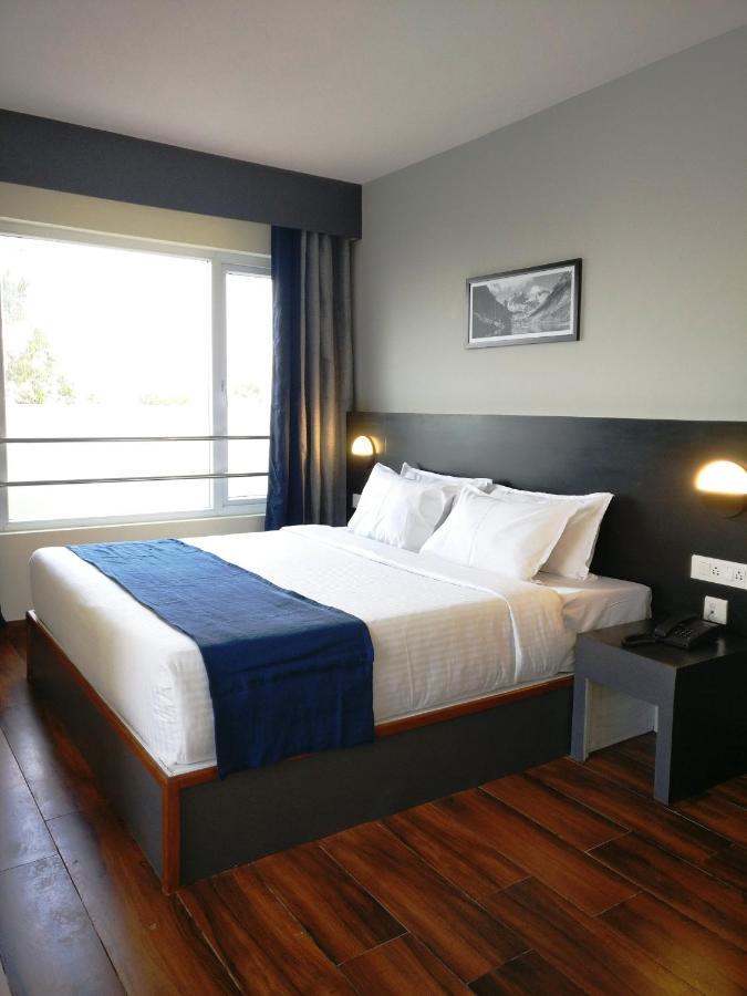 Mist View Hotel 3*