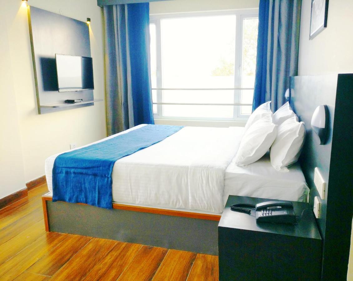 Hotel Mist View 3*