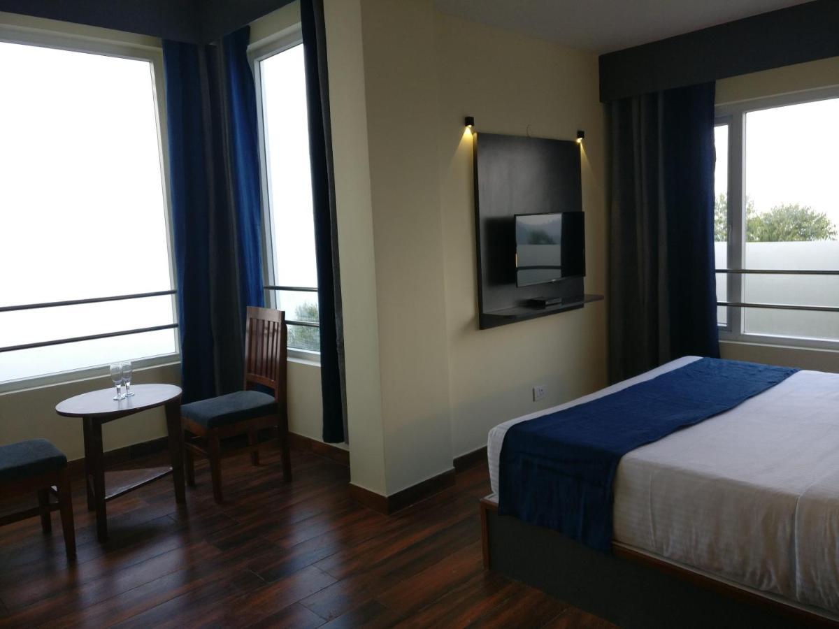 Mist View Hotel 3*