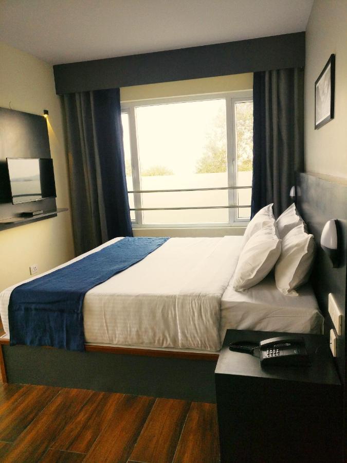 Mist View Hotel 3*