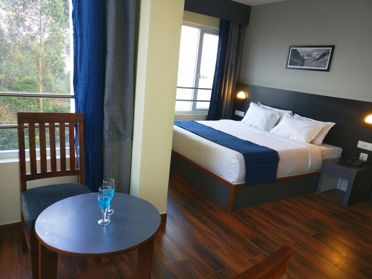 Mist View Hotel 3*