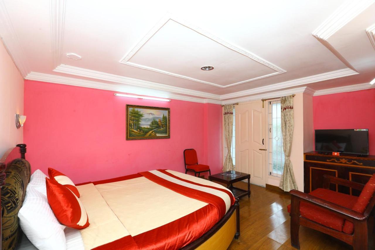 Oyo 8723 Mount View Hotel 3*
