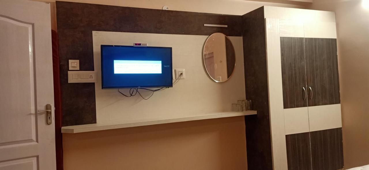 Hotel Kodai Hotel 3*