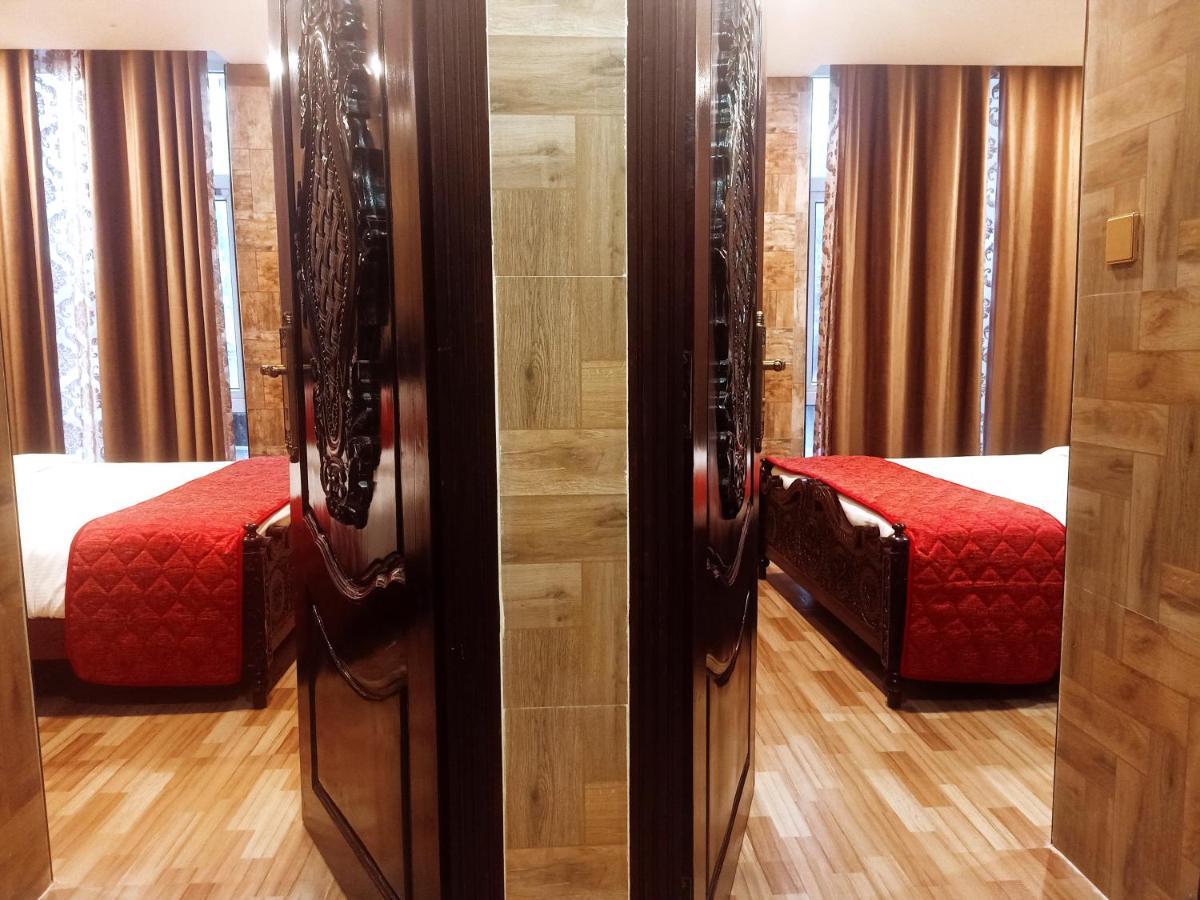 Hyders Park- The Luxury Hotel