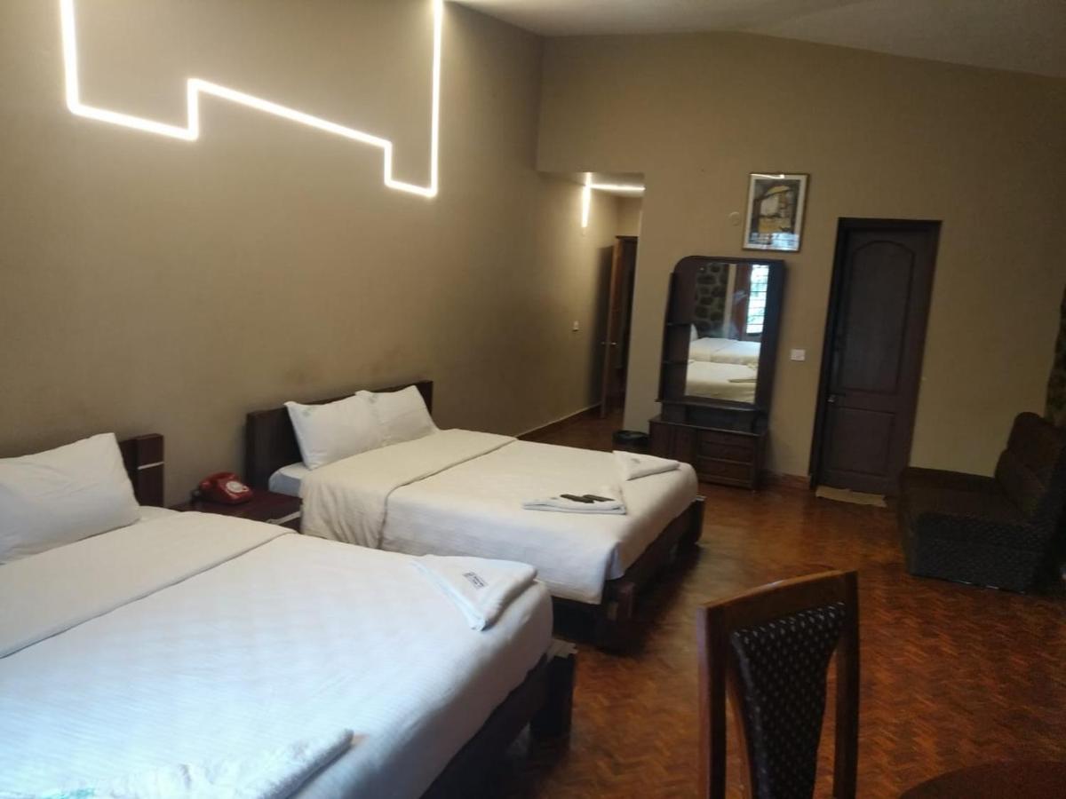 Western Valley Homestay *