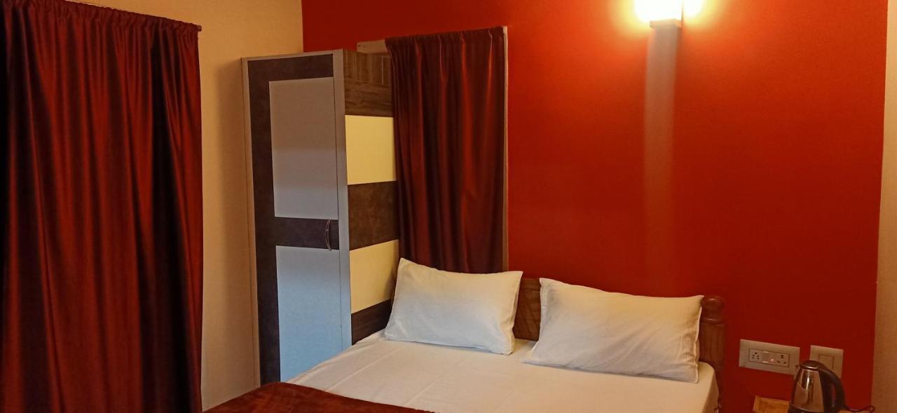 Kodai Hotel 3*