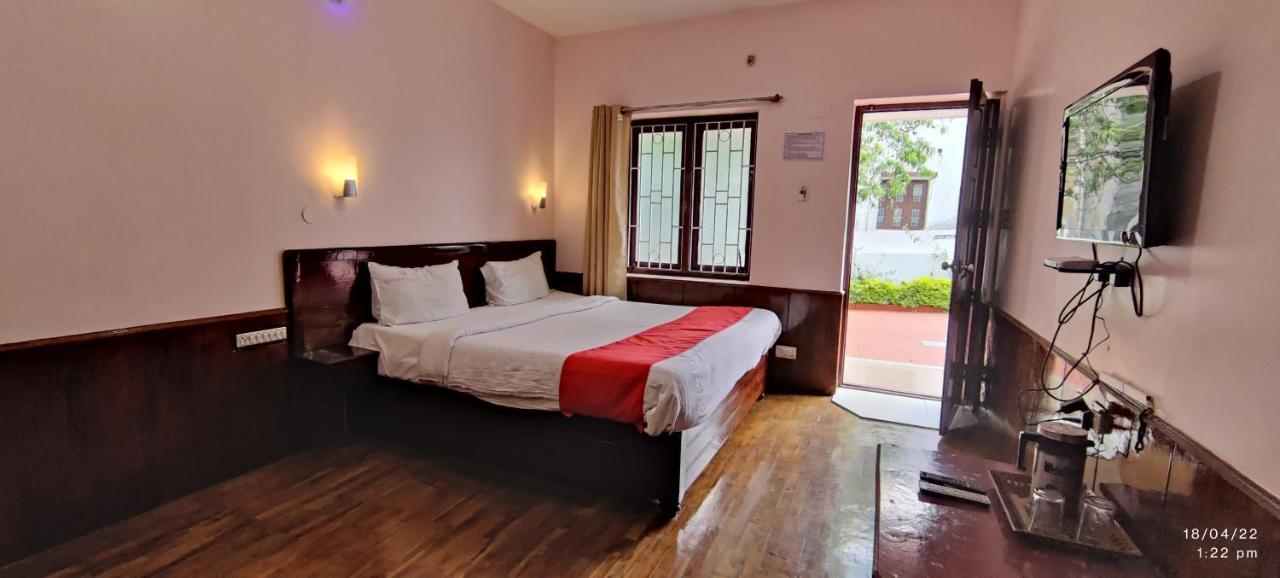Ganapathy Garden Homestay *