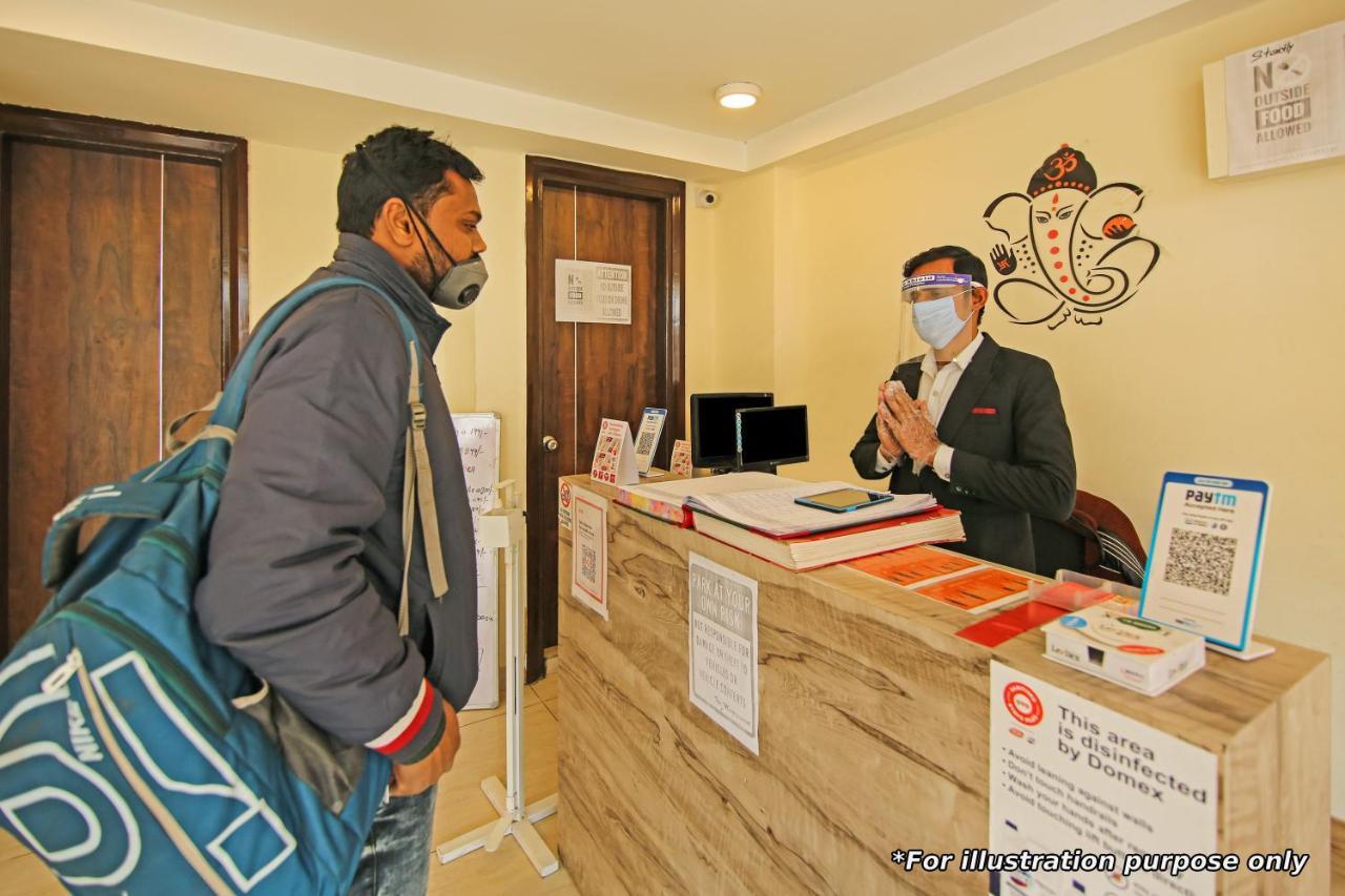 Oyo Flagship 28288 Rr Residency