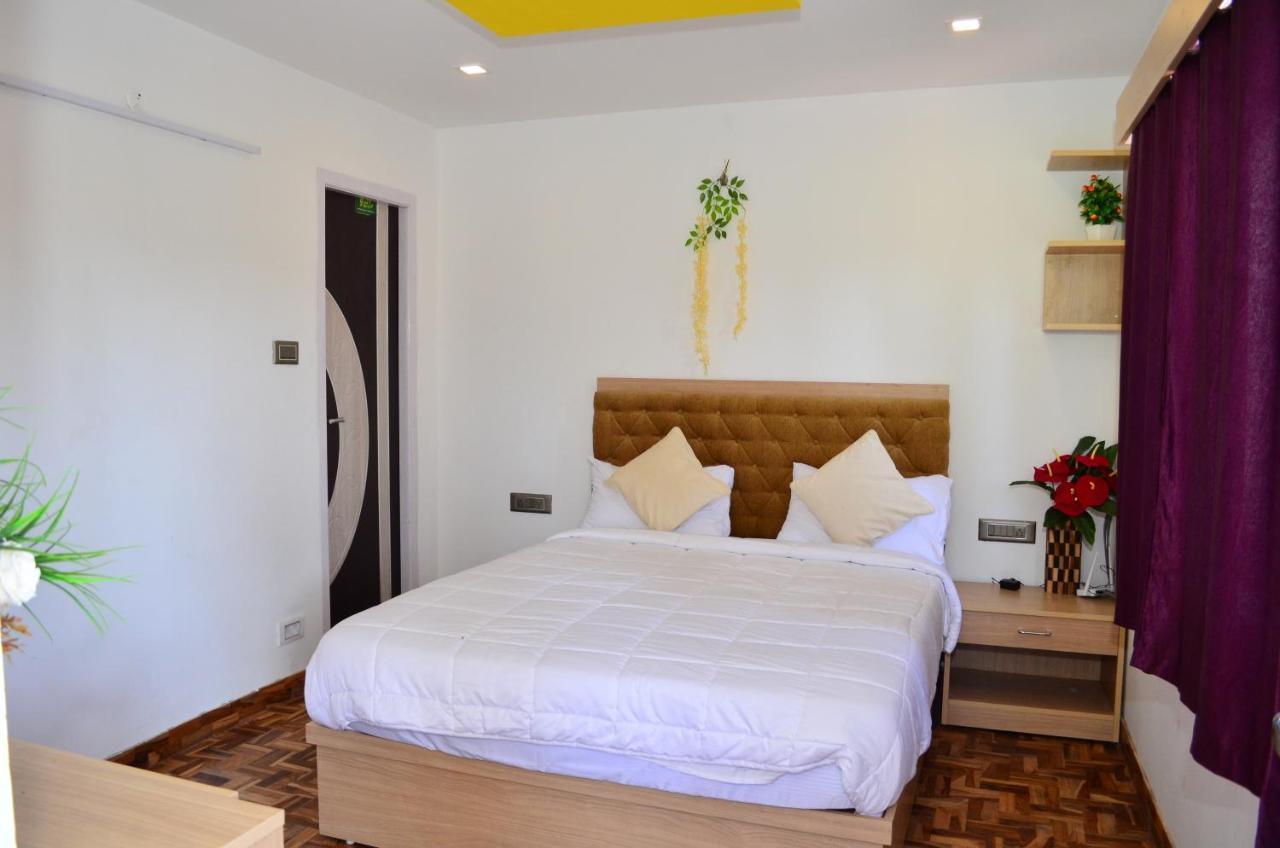 Hillington Bed & Breakfast *
