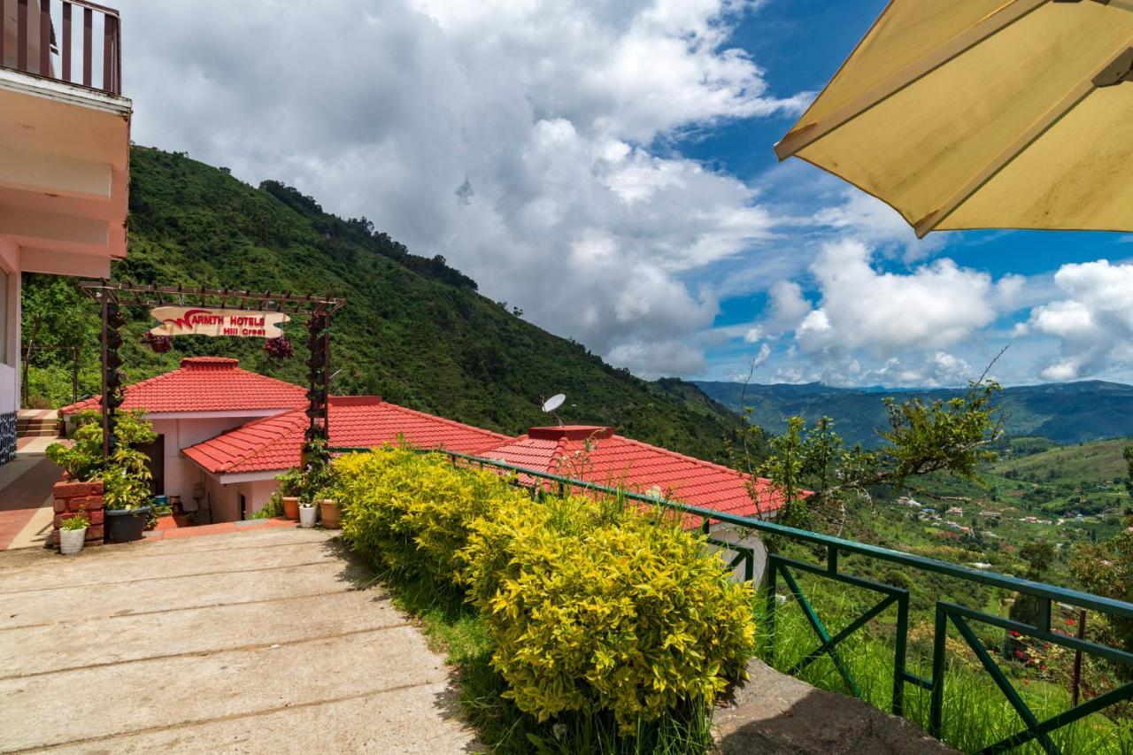 Warmth Hill Crest Resort *