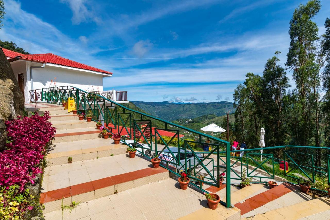 Warmth Hill Crest Resort