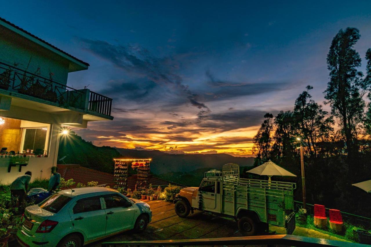 Resort Warmth Hill Crest *