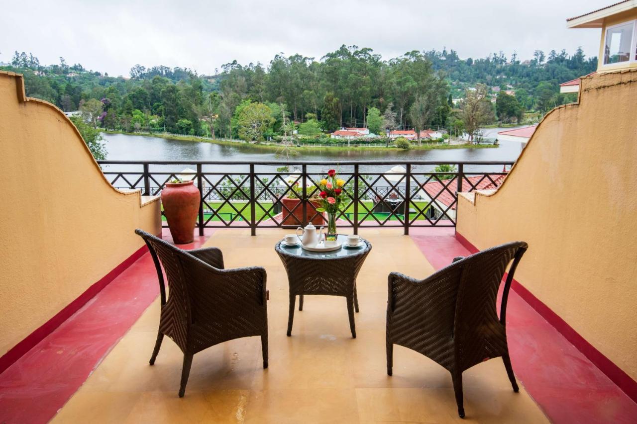Resort The Carlton