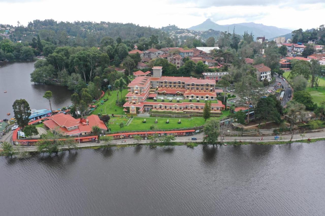 The Carlton Resort 5*