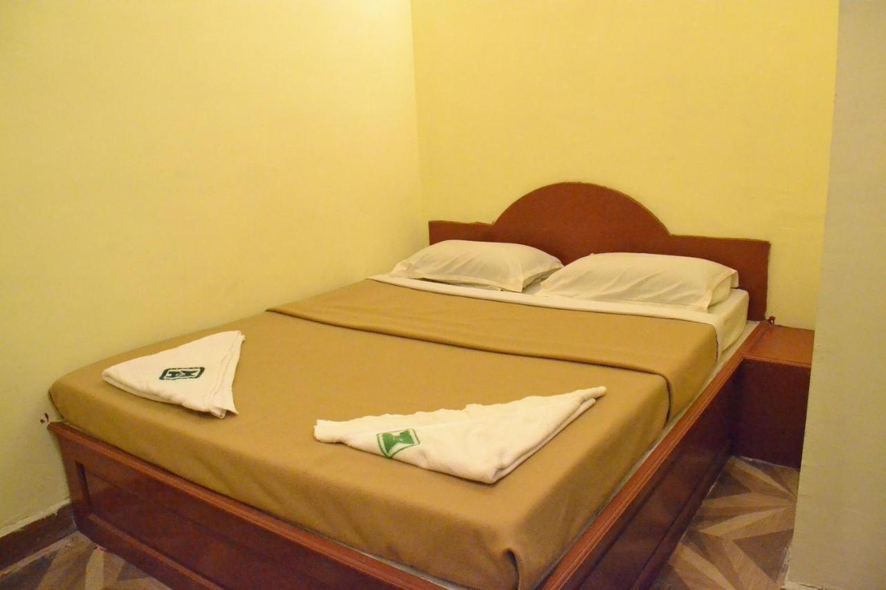 Wood Palace Hotel Kodaikanal